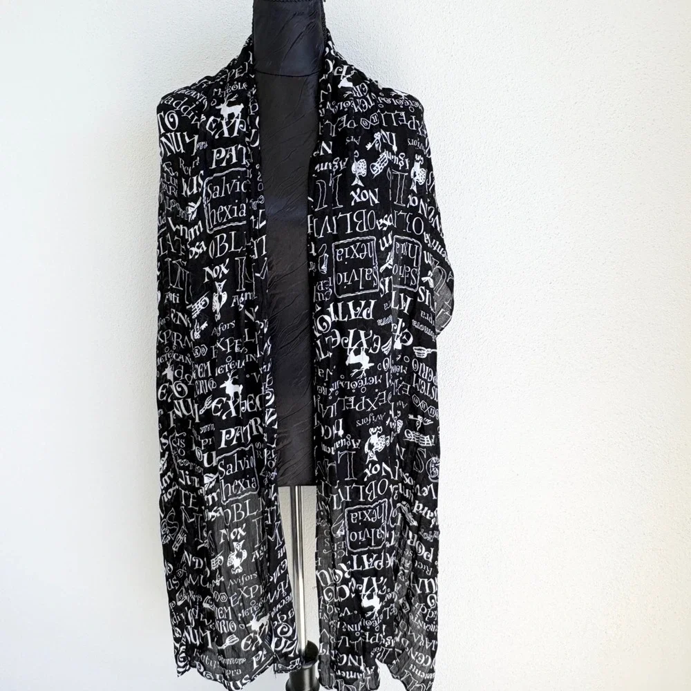 Harry Potter Scarf Wizarding World Spell Script Wrap, Unisex‎ OS Black